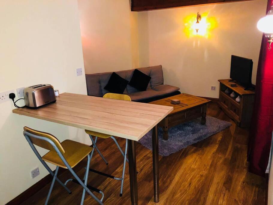 Vibrant Apartment At The Shore In Leith EDI Eksteriør bilde